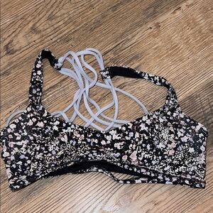 Lululemon Floral Women's Sports Bra - Black and Pink purple size 6